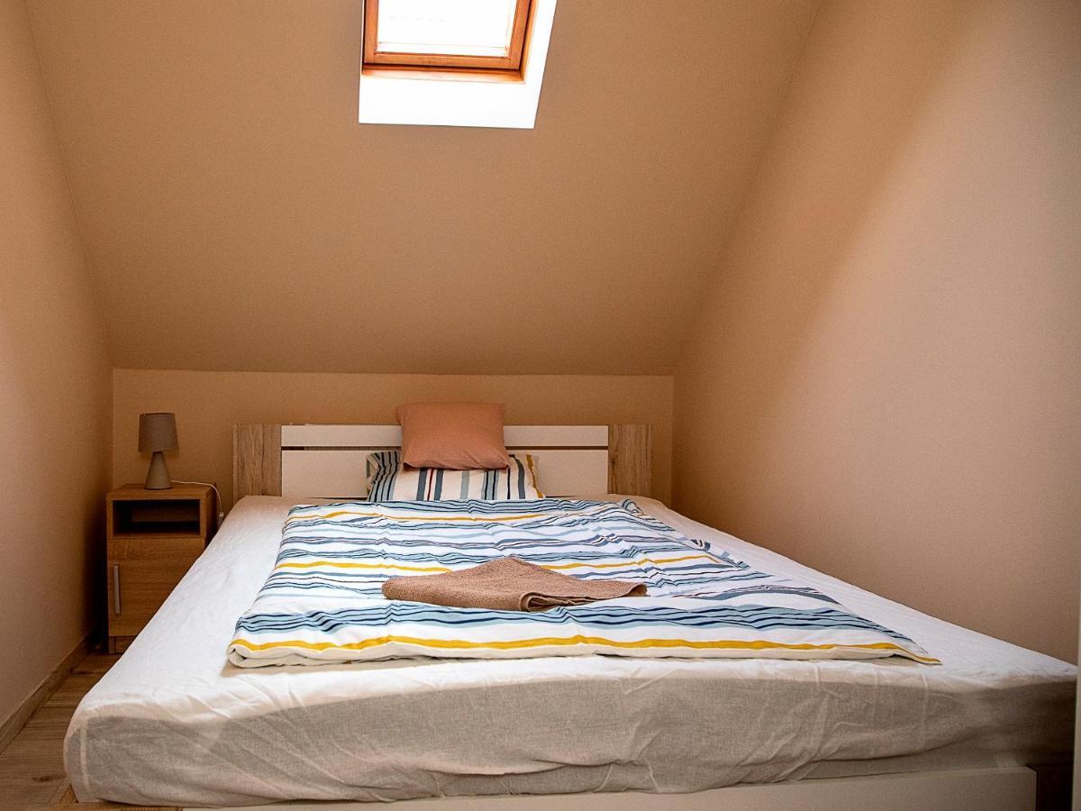 Lux Apartman Buek Εξωτερικό φωτογραφία
