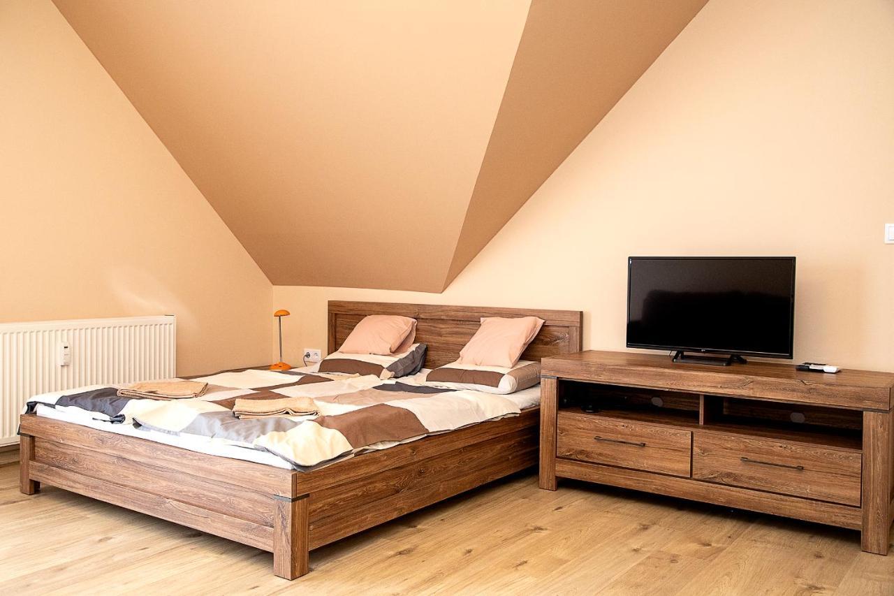 Lux Apartman Buek Εξωτερικό φωτογραφία