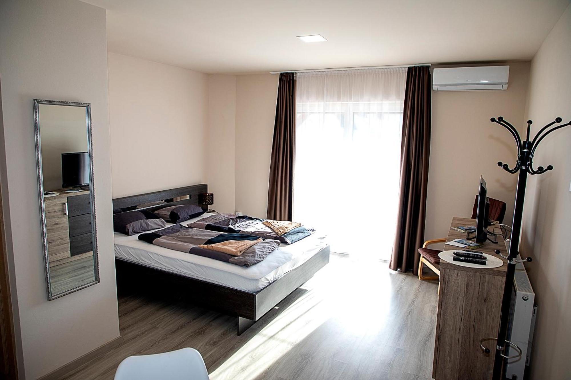 Lux Apartman Buek Εξωτερικό φωτογραφία