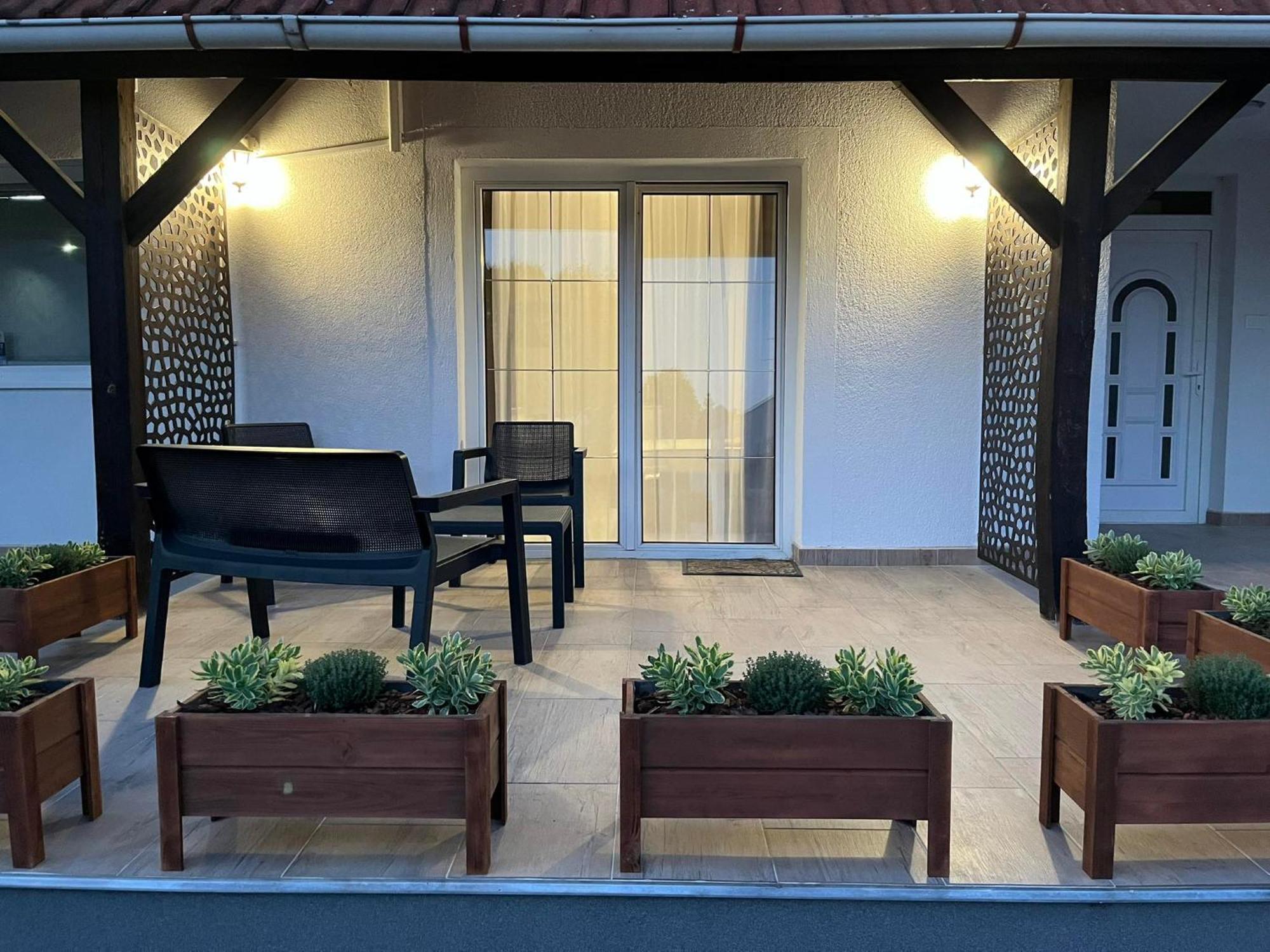 Lux Apartman Buek Εξωτερικό φωτογραφία